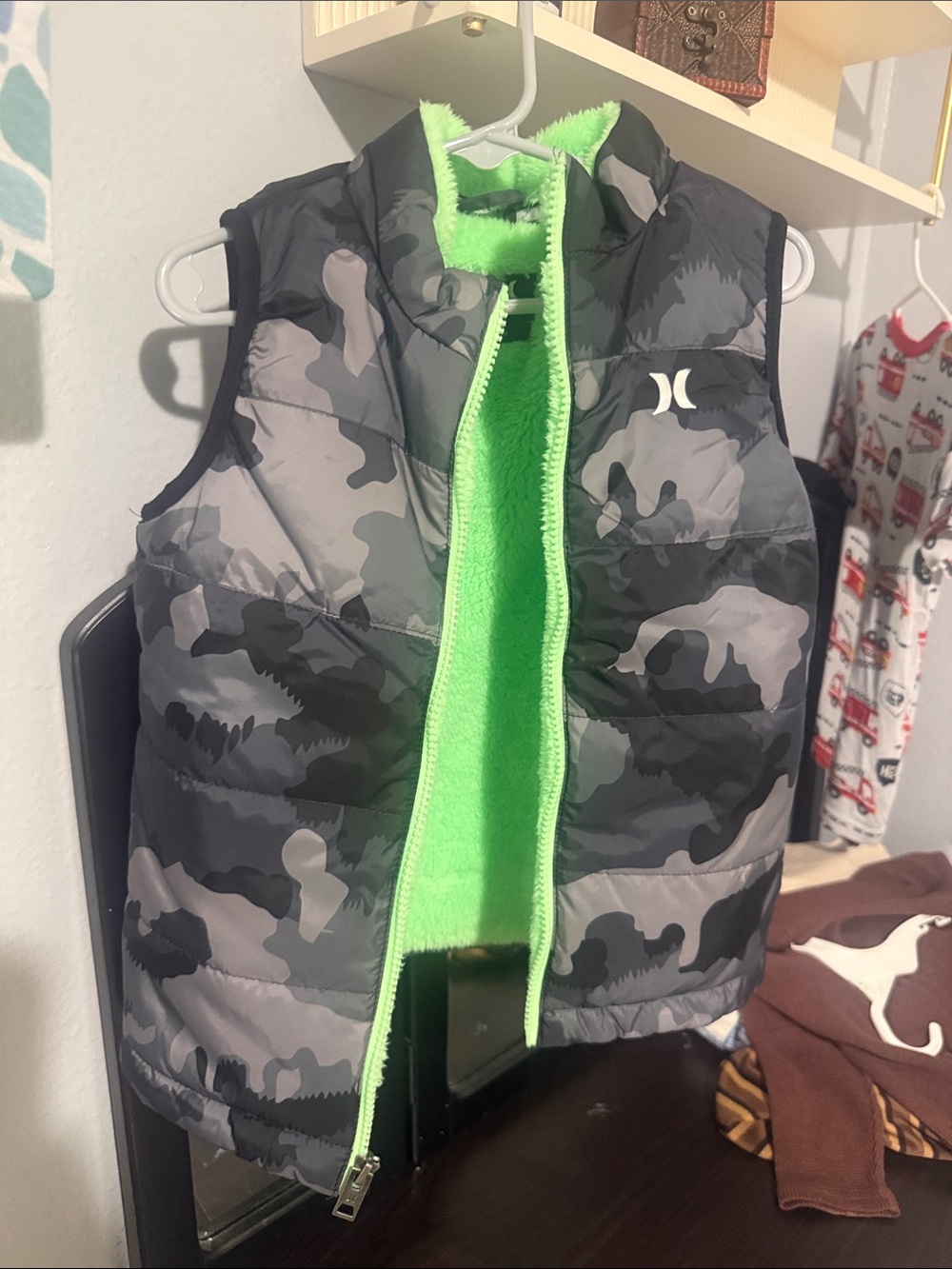 Hurley Kids Gray Camo Puffer Vest with Neon Green Lining
